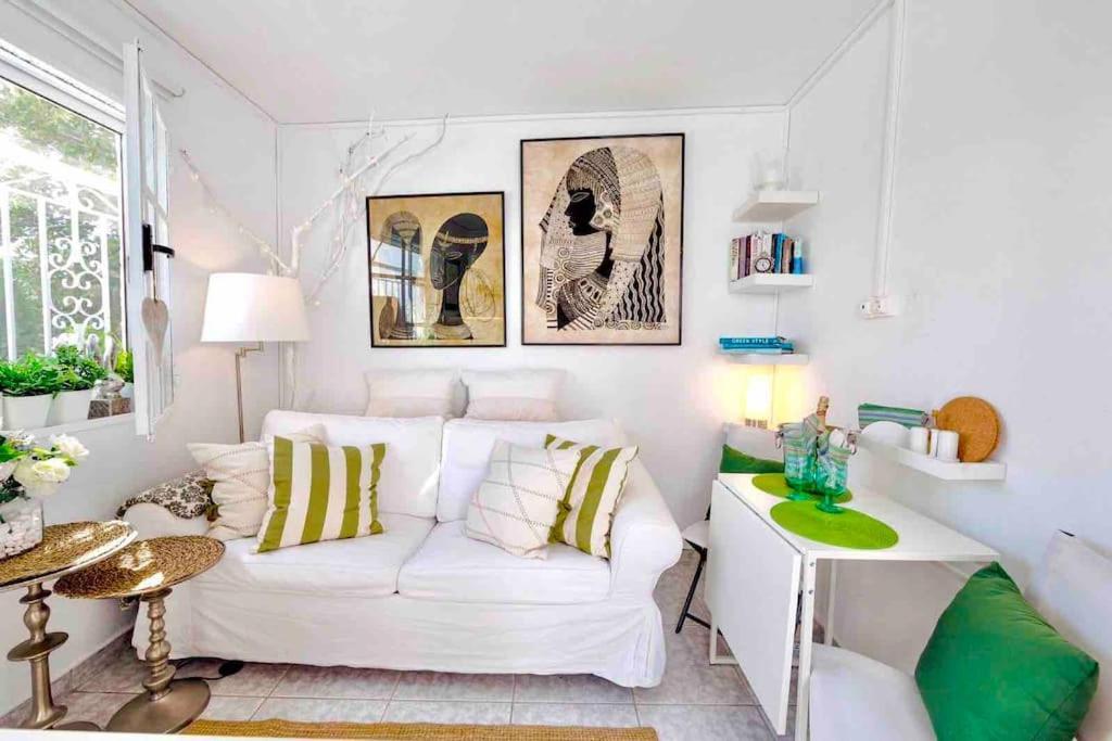 Villa Cute Tiny House Rafína Exterior foto